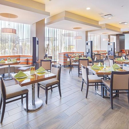 Courtyard By Marriott Сальтильо Экстерьер фото