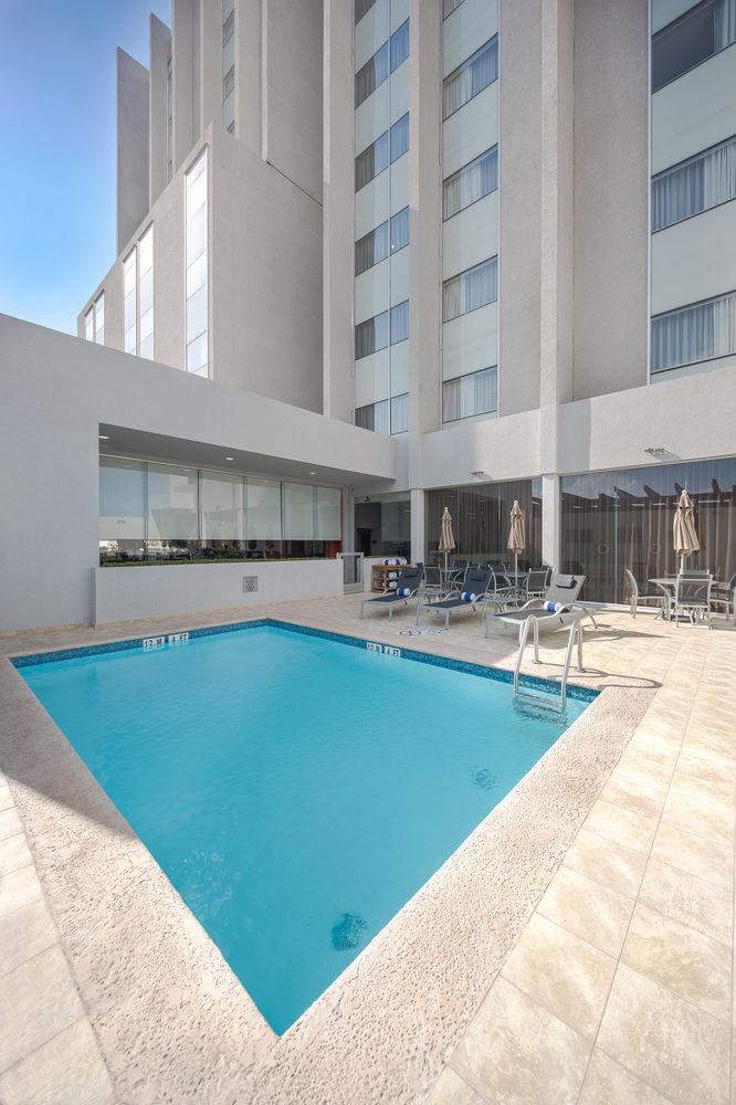 Courtyard By Marriott Сальтильо Экстерьер фото