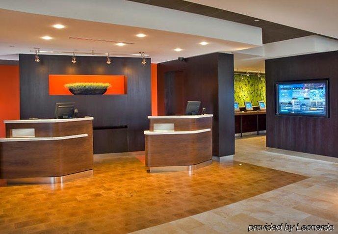 Courtyard By Marriott Сальтильо Экстерьер фото